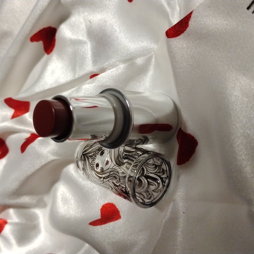 Nwot benefit lip balm